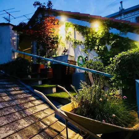 G.a.p. Aquarium Pentahouse Apartment *