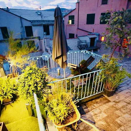 G.a.p. Aquarium Pentahouse Apartment