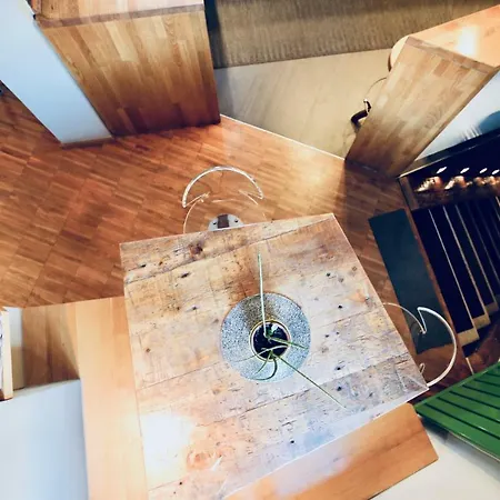 G.a.p. Aquarium Pentahouse